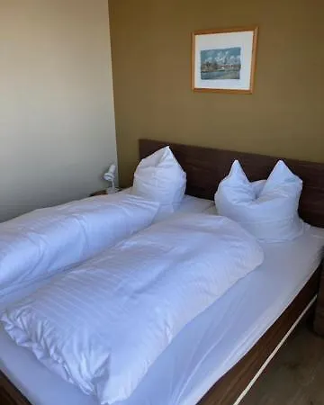 Troge Apartment